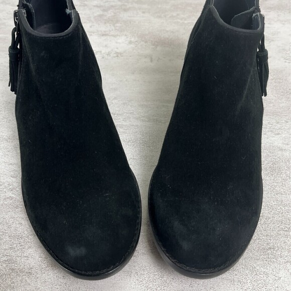 Vionic Women Size 6 Black Serena Suede Ankle Bootie Tassel Causal Orthopedic - Picture 8 of 9